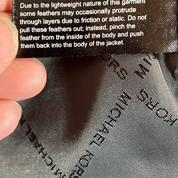 NWOT Michael Kors Black Puffer Vest Size Large - Picture 14 of 14